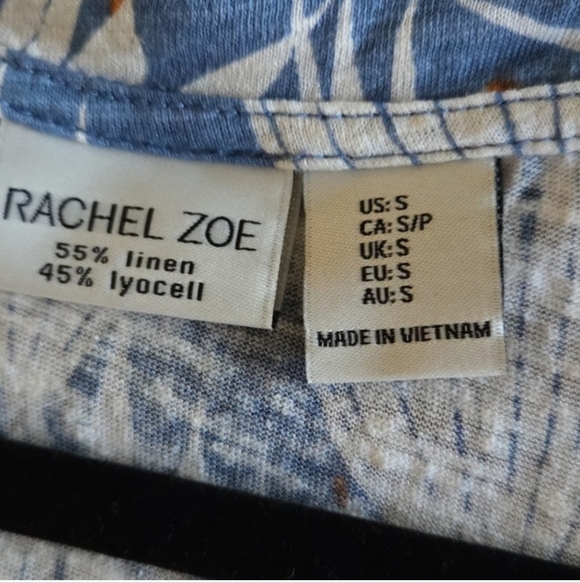 Rachel Zoe Sleeveless Blue Palm-Print Button Front Top - Picture 5 of 6
